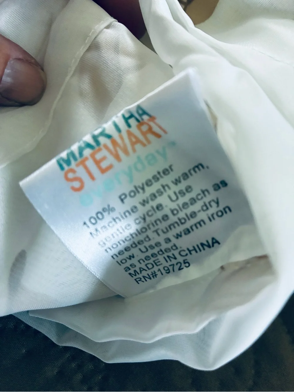 Martha Stewart Sheer Curtain scarf with Tan Leaf Print